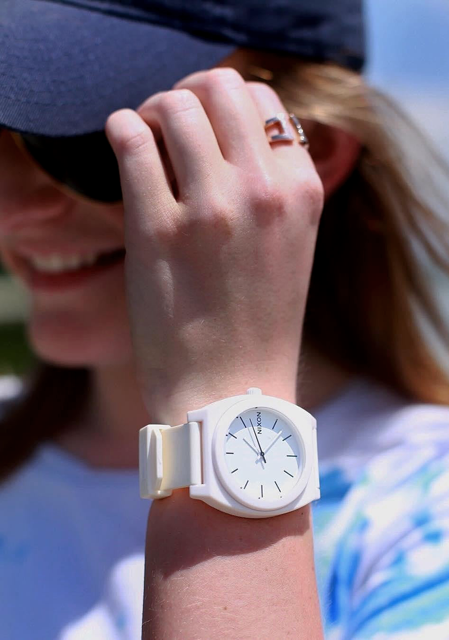 Time Teller P - Matte White