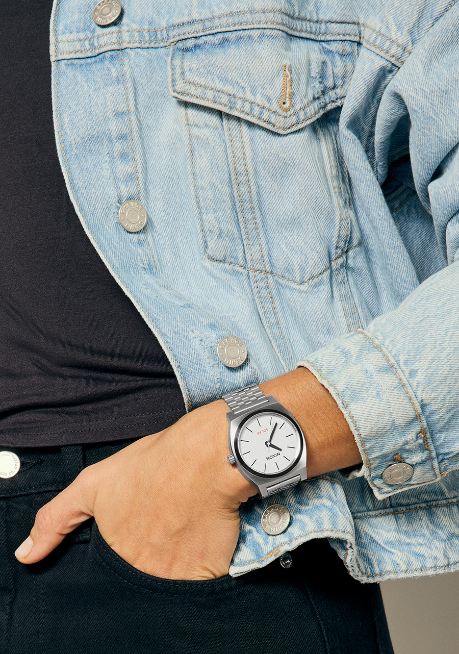 Time Teller Solar - Silver / White Lume View 11