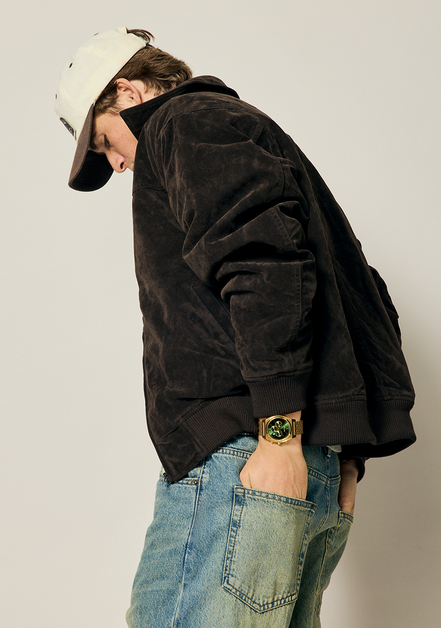 Time Teller Chrono - Gold / Green Sunray View 6